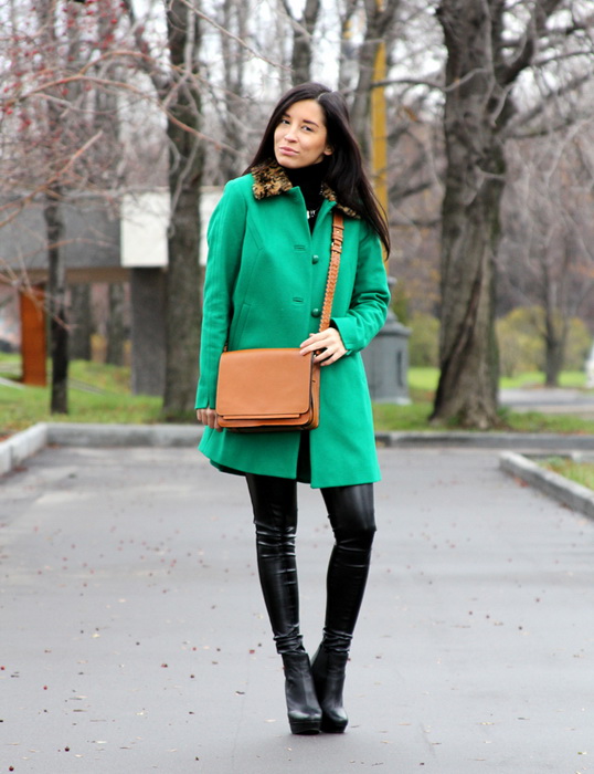 Зеленое пальто, с чем носить