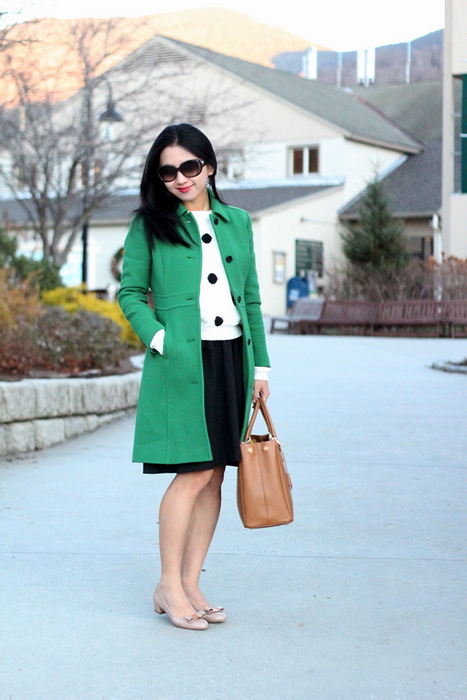 Зеленое пальто, с чем носить